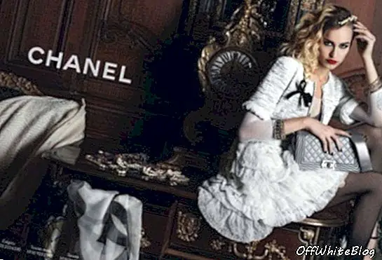 Hanchetele Chanel Boy primăvara 2012