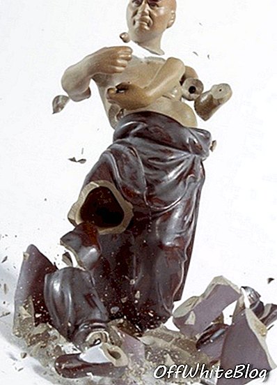 Fotografie série bojových porcelánových figurek