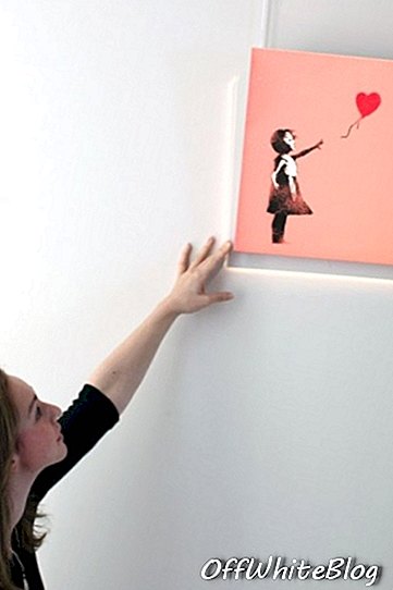 Fata cu baloane Banksy