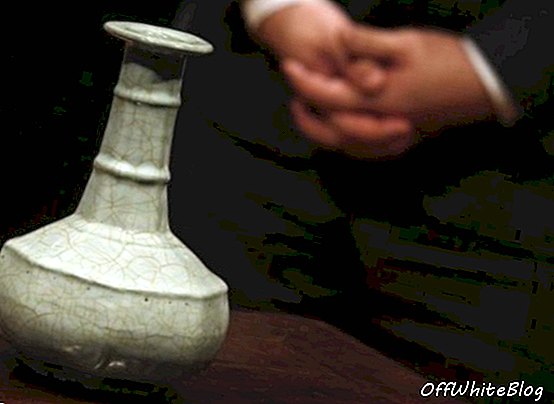 Guan Vase Southern Dynasty