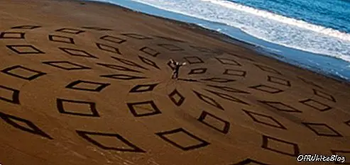 Andres Amador 6によるビーチ壁画