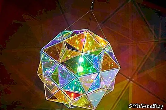 Pemasangan Kaca Kaleidoskopik Oleh Olafur Eliasson 10