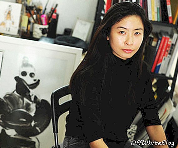 Umetnica in ilustratorka kaligrafije Lihua Wong svoj način vriše v modo