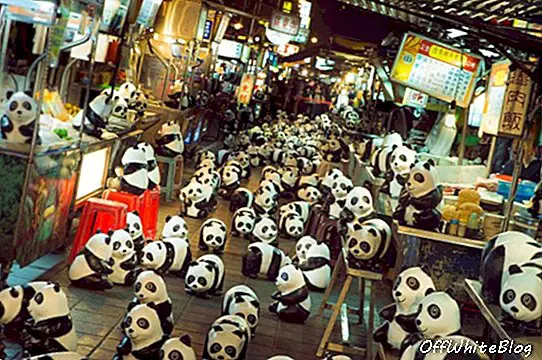 Pandamonium În Hong Kong 4