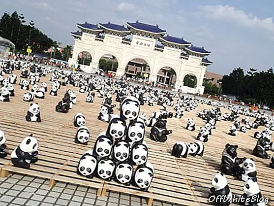 Pandamonium În Hong Kong 6