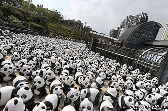 Pandamonium În Hong Kong 9