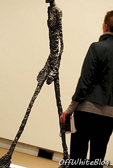 Giacometti skulptur henter rekord $ 104M