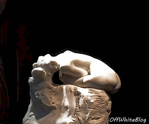 Taidehuutokauppa Pariisissa: Auguste Rodinin veistos 'Andromede' myy 4,1 miljoonaa dollaria