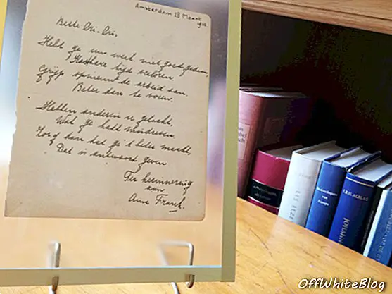 Anne Frank Poem henter $ 148.400: hollandsk auktion