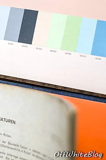Le Corbusier, Die Farbenklaviaturen von Le Corbusier, värviproovide raamat, esimene trükk, Basel, 1931. Hinnanguliselt 2500–3500 dollarit. © Courtesy Swanni oksjonigaleriid.