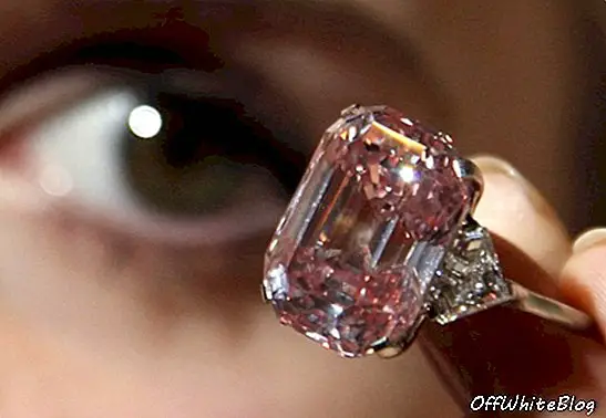 Zeldzame roze diamant die door Sotheby's wordt geveild