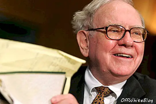 Търгът с обяд на Buffett донесе рекордните $ 2,6 милиона