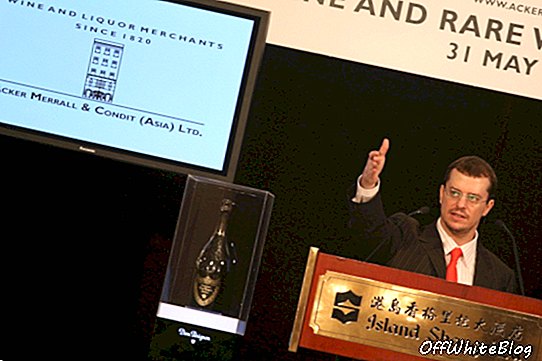 שיא מכירה פומבית עולמית של דום פיריון רוזה בהונג קונג