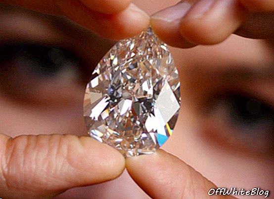 Un enorme diamante en forma de pera podría alcanzar $ 13 millones