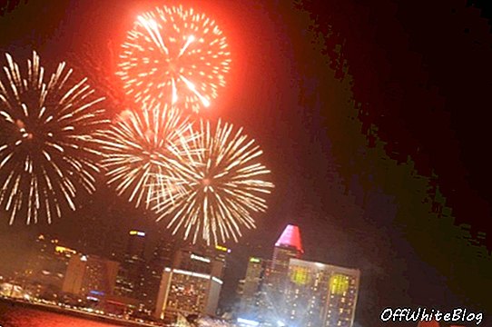 Tűzijáték Marina Bay Szingapúr