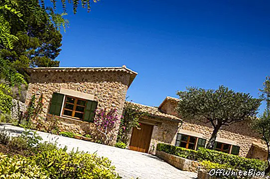 Ričards Brensons izlaiž ekskluzīvas spāņu villas