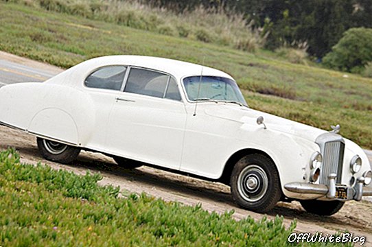 „James Bond“ Bentley aukcione