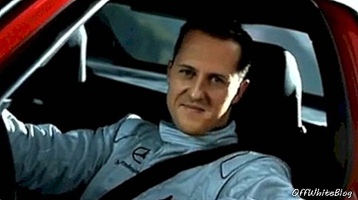 Mercedes SLS AMG med Michael Schumacher i hovedrollen
