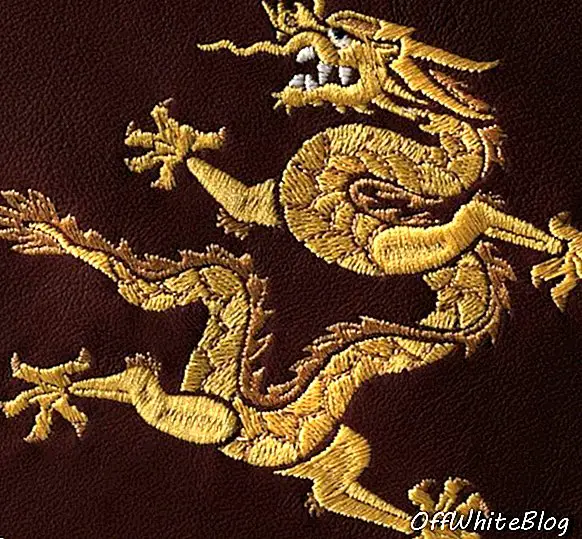 रोल्स रॉयस ने ड्रैगन कलेक्शन का वर्ष प्रस्तुत किया