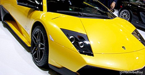 Ķīna: Lamborghini entuziasts izveido savu kopiju