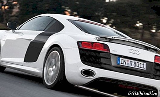 Første Audi R8 selger for 500 000 dollar