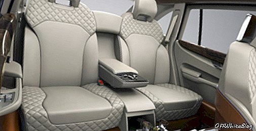 Fotografija notranje opreme SUV Bentley Concept