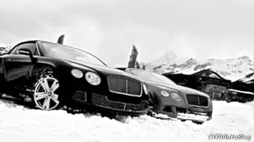 Bentley při hledání sněhu