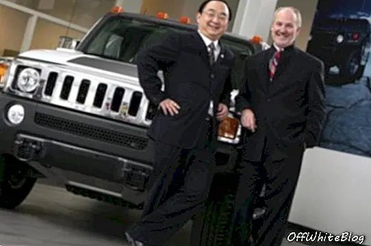 Китайська компанія купує Hummer у GM