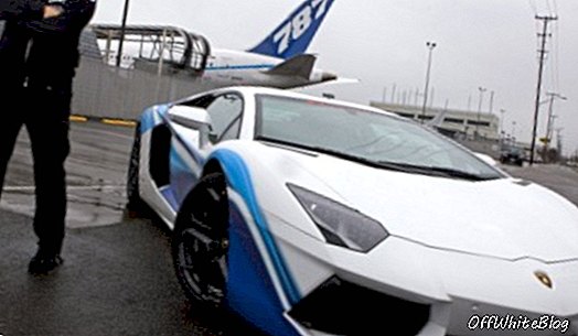 Máy bay mơ mộng Lamborghini Aventador Boeing