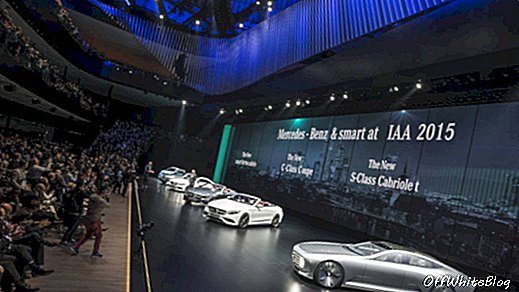 „Mercedes-Benz Concept IAA“ yra „Shapeshift“ automobilis