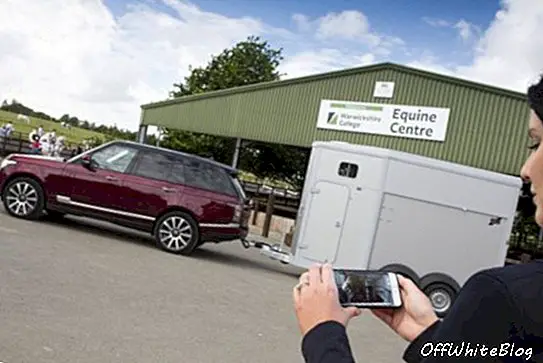 Aplikasi Smartphone Land Rover Cargo Sense
