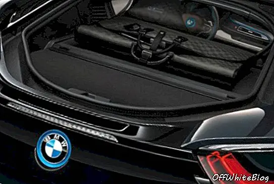 BMW i8 Louis Vuitton kofferbak
