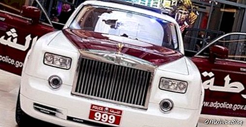Rolls Royce Phantom của cảnh sát Abu Dhabi