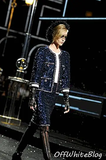 Navy Chanel Couture oblek 2011