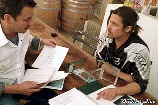 Brad Pitt conçoit une ligne de meubles onéreuse