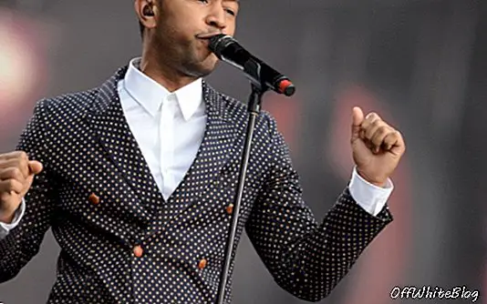Gucci crea guardaroba per tour per John Legend