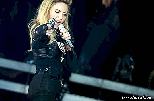 Madonna đứng đầu danh sách nhạc sĩ được trả lương cao nhất của Forbes