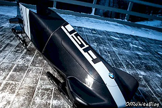 BMW lance un nouveau bobsleigh en fibre de carbone