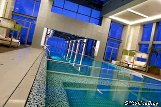 Πισίνα Holiday Inn Shanghai