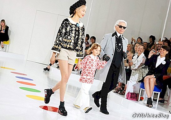 Chanel näitab kruiisikollektsiooni Soulis [VIDEO]