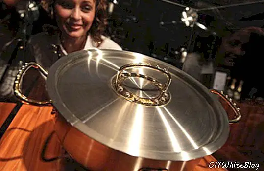 Diamentowy rondel to gorący przedmiot na targach w Moskwie