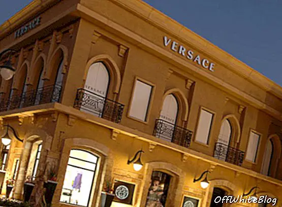 Versace öppnar en flaggskeppsbutik i Saudiarabien