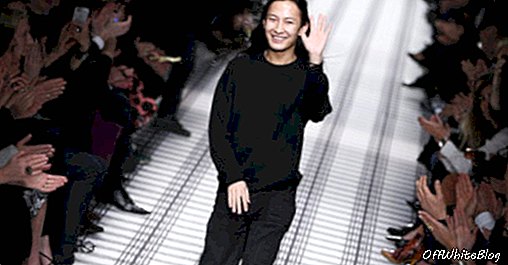 Alexander Wang jatuh 2015 pertunjukan