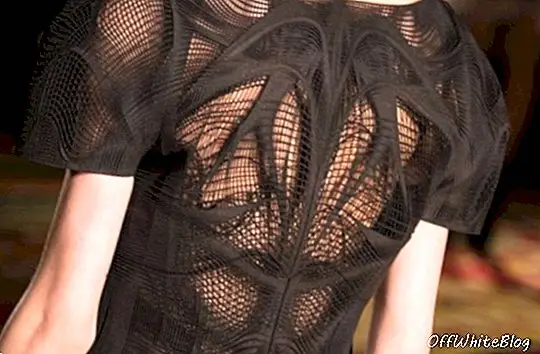3D spausdinta suknelė