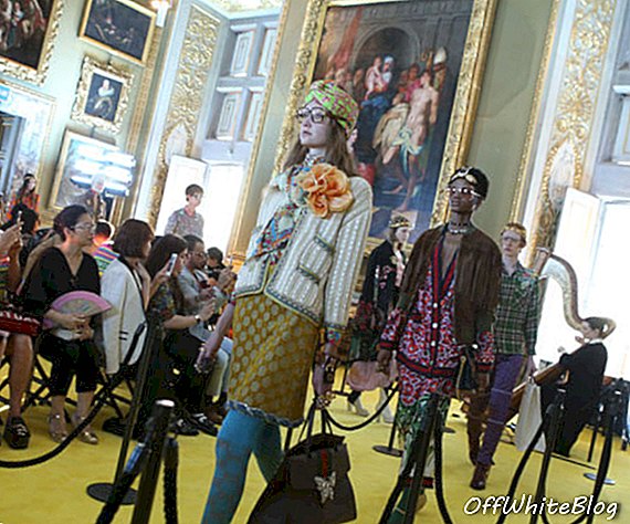 Gucci Cruise 2018 moda şovu Floransa, İtalya Palatina Galerisi'nde