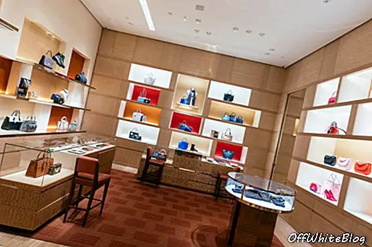 Louis Vuitton Singapur: Ngee Ann City mağazası yenilendi
