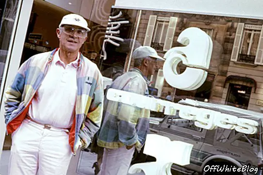 Franču modes dizainers Andre Courreges mirst 92 gadu vecumā