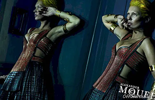 VAATAMIS: Kate Moss teeb McQueeni kampaanias staare