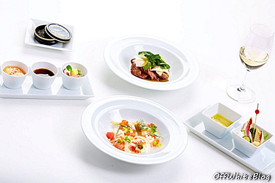 Japan Airlines memperkenalkan menu musim panas oleh Hiroki Yoshitake