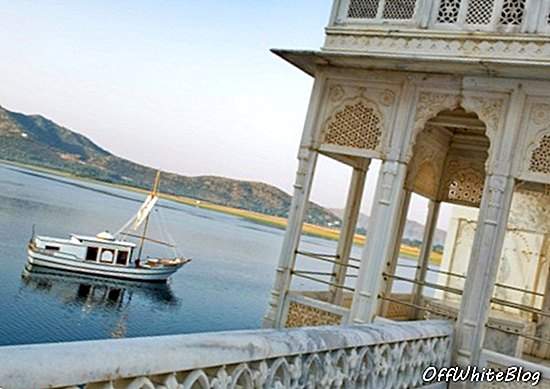 Palača jezera Taj Udaipur Indija